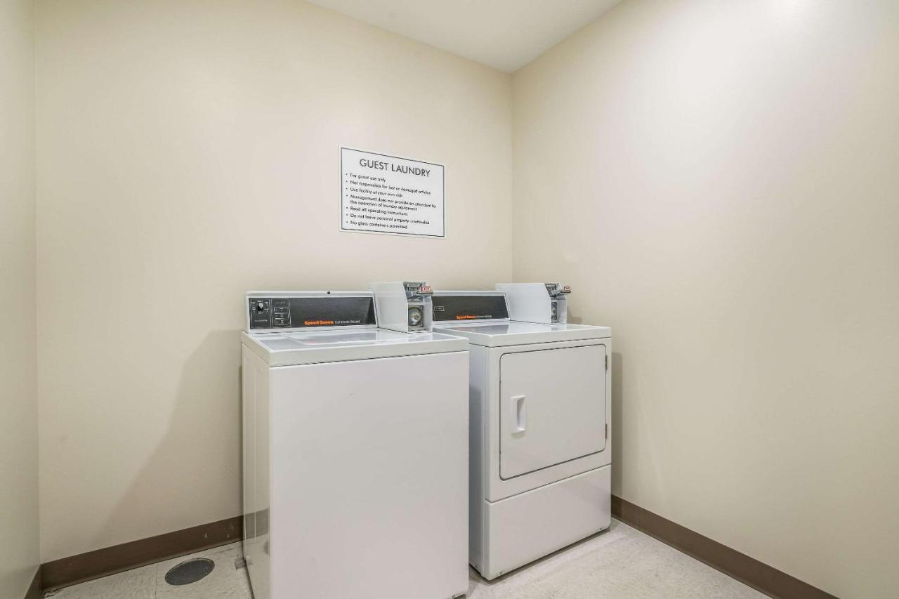 Sleep Inn & Suites Park City-Wichita North Buitenkant foto